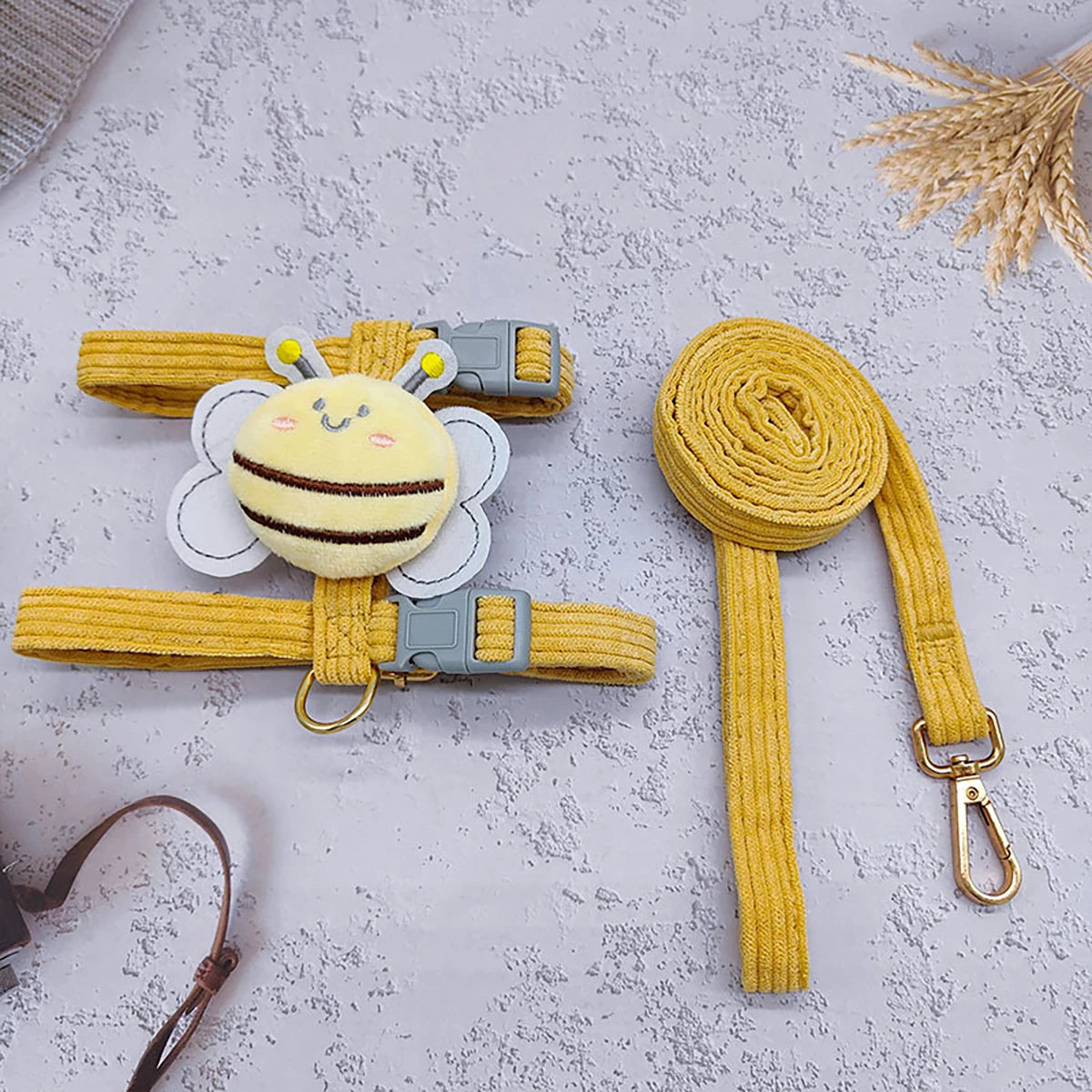 Cute Bee Pet Harness and Leash Set